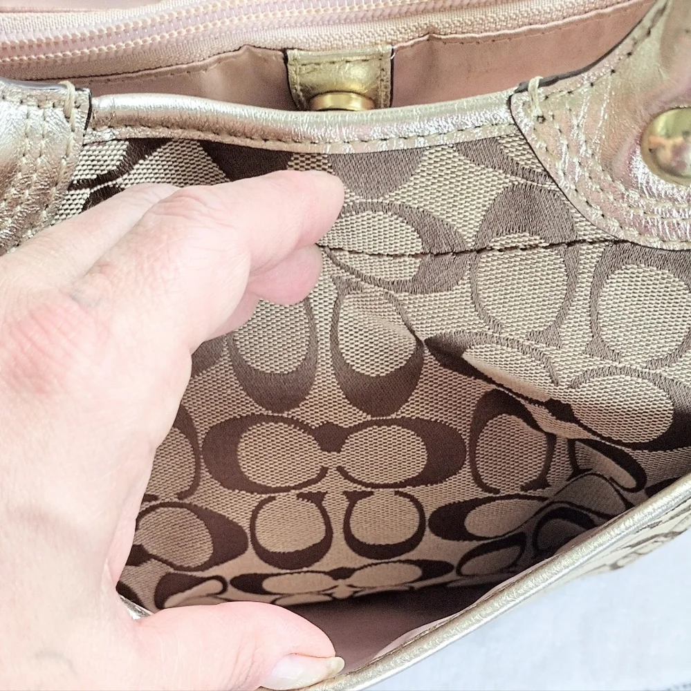 Coach Bleecker Khaki Signature Patchwork Floral Metallic Gold Tote Bag Y2K - Picture 10 of 15